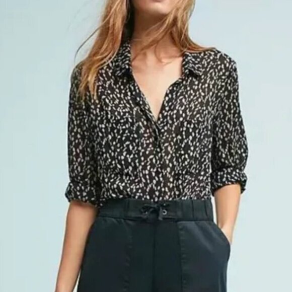 🚨 Anthropologie Cloth & Stone Spotted Lightweight Button Down Shirt - Picture 1 of 11